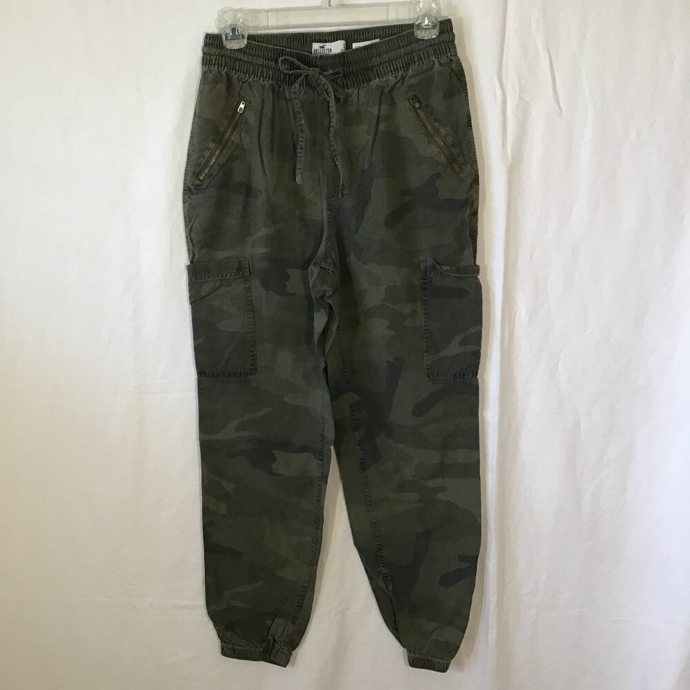 Hollister High Rise Camo Joggers  Size S